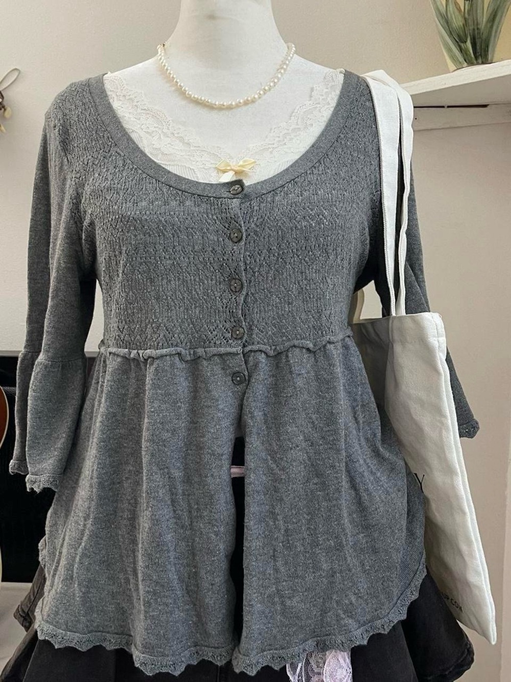 LOFT Gray Peplum Button-Front Knit Top